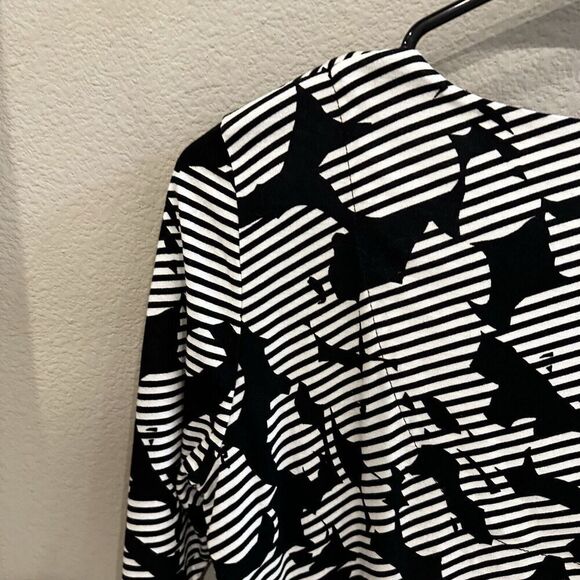 Hugo Boss Black & White Striped Pullover Top Medium Modal Pleated Neckline - Picture 4 of 6